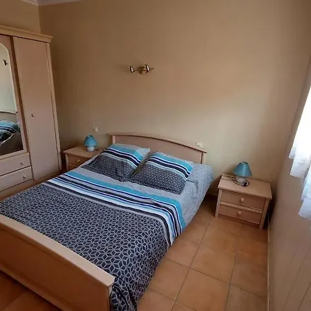 T2 A 5min Des Plages Apartment